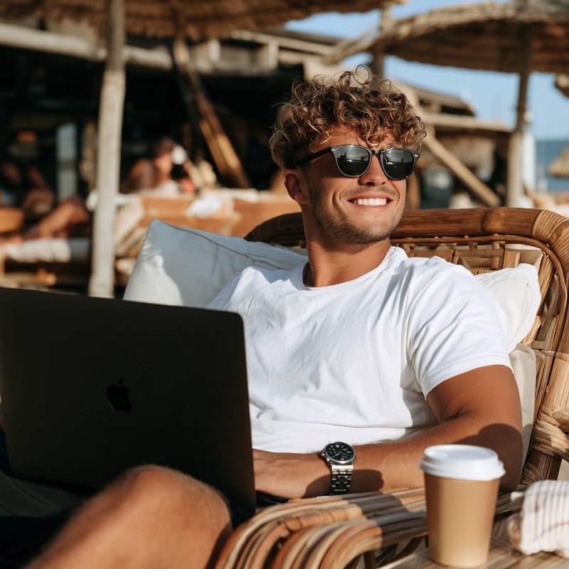 Hvad er vibe coding - find ud af hvordan du kan lave web apps uden kode kendskab